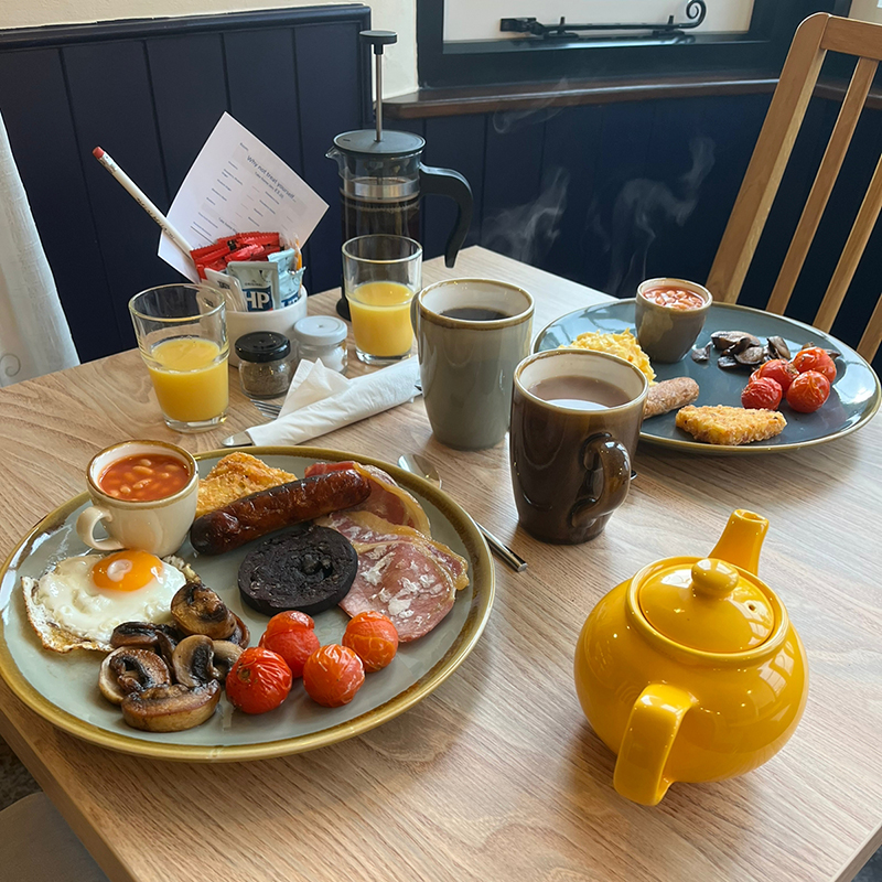 Breakfast-table