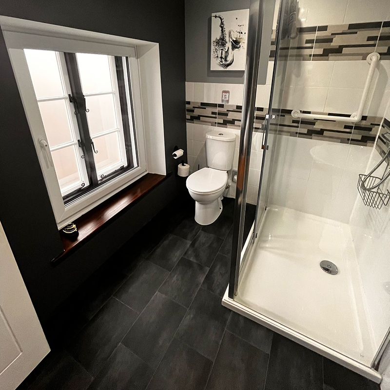Graphite - Bathroom4 Jan 2024