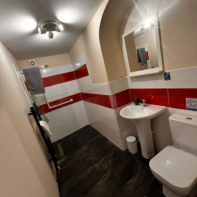 Red - bathroom1 Jan2024