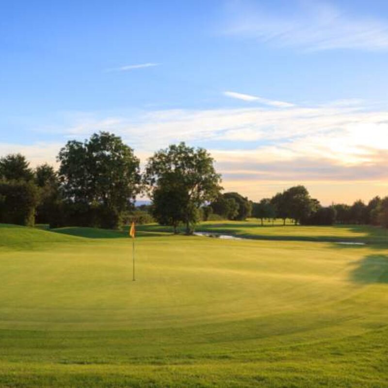 hole-16